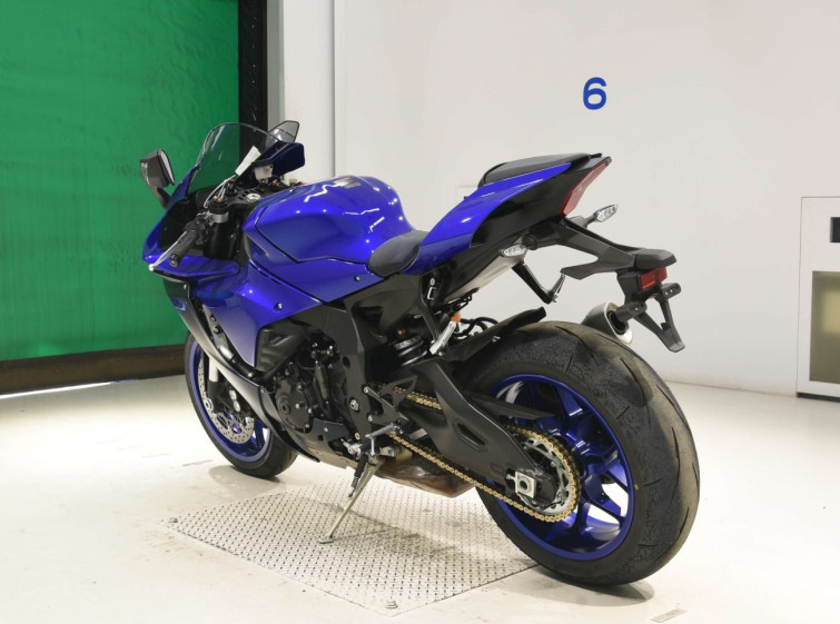 Мотоцикл Yamaha YZF-R1 с пробегом 2532 km