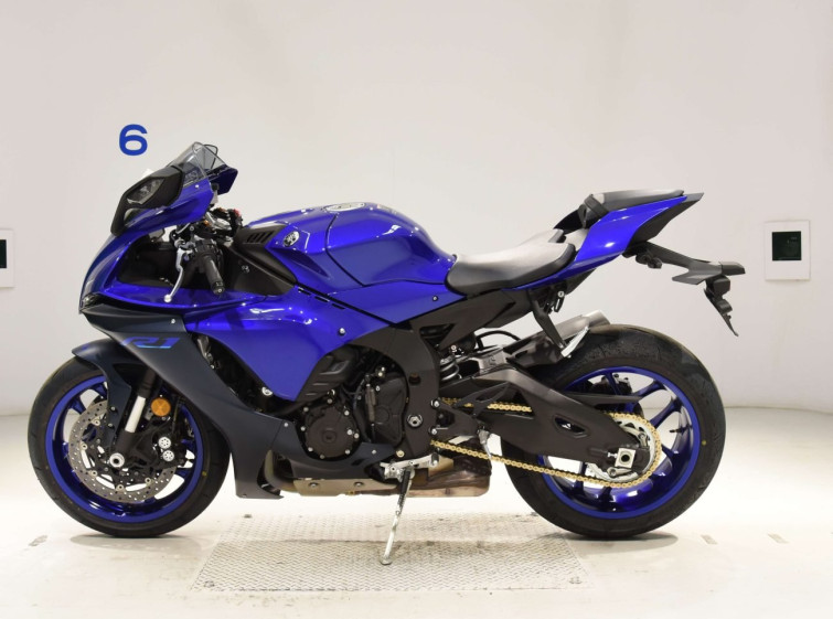 Мотоцикл Yamaha YZF-R1 с пробегом 2532 km
