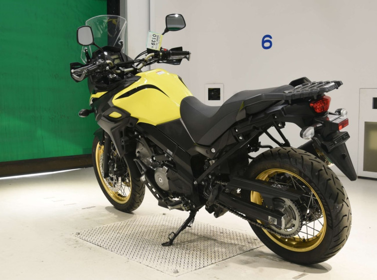 Мотоцикл Suzuki V-STROM DL650XT з пробігом 35237 km