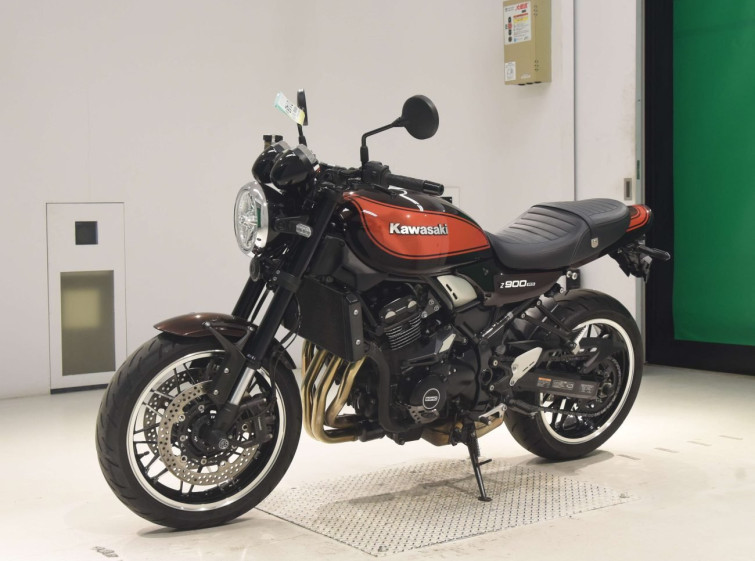 Мотоцикл Kawasaki Z900RS с пробегом 9836 km