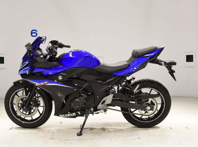 Мотоцикл Suzuki GSX250R з пробігом 977 km