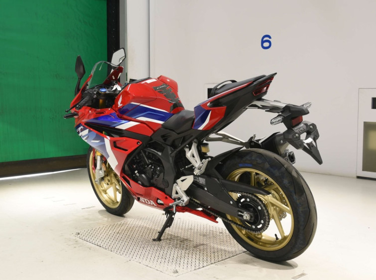 Мотоцикл Honda CBR250RRA з пробігом 851 km