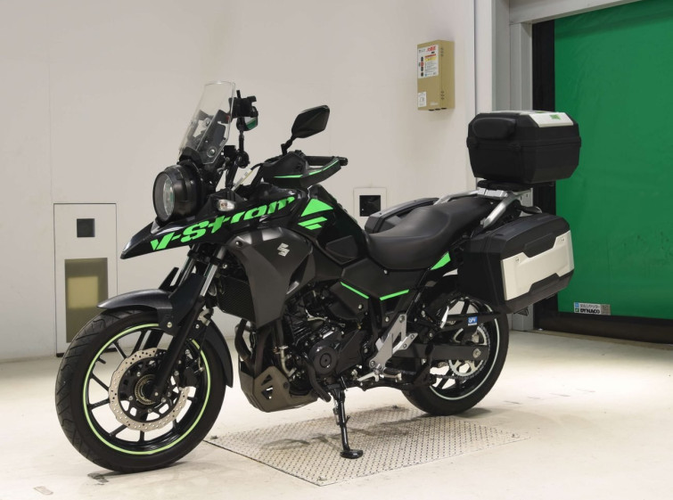 Мотоцикл Suzuki V-STROM DL250 з пробігом 10484 km