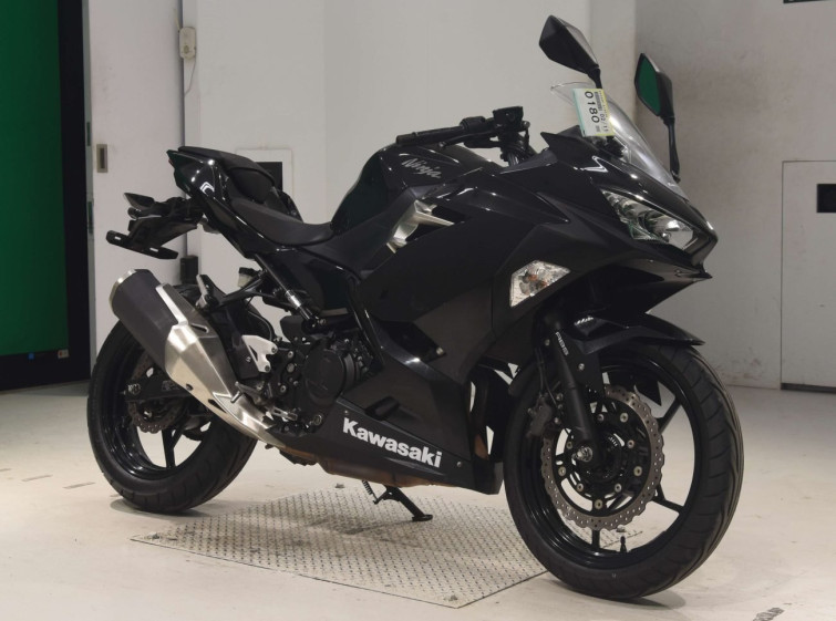Мотоцикл Kawasaki NINJA250 з пробігом 23703 km