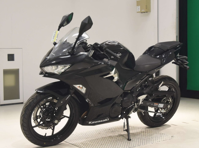 Мотоцикл Kawasaki NINJA250 з пробігом 23703 km