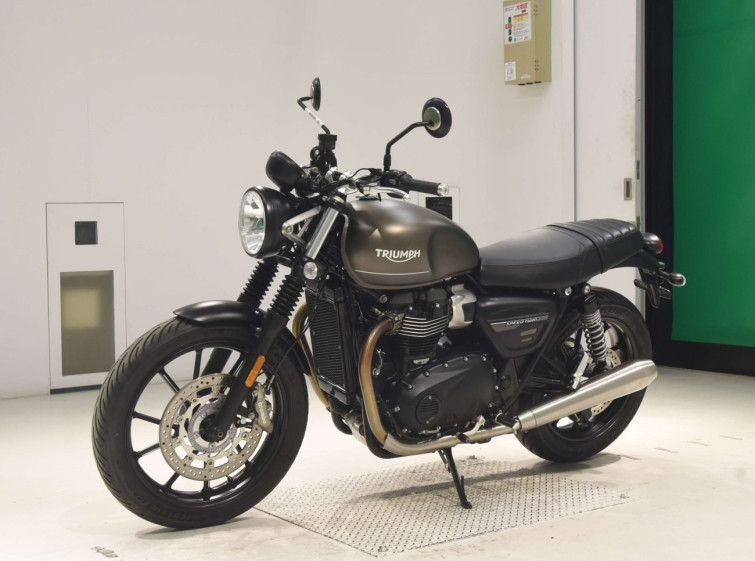 Мотоцикл Triumph speed twin 900 з пробігом 4415 km
