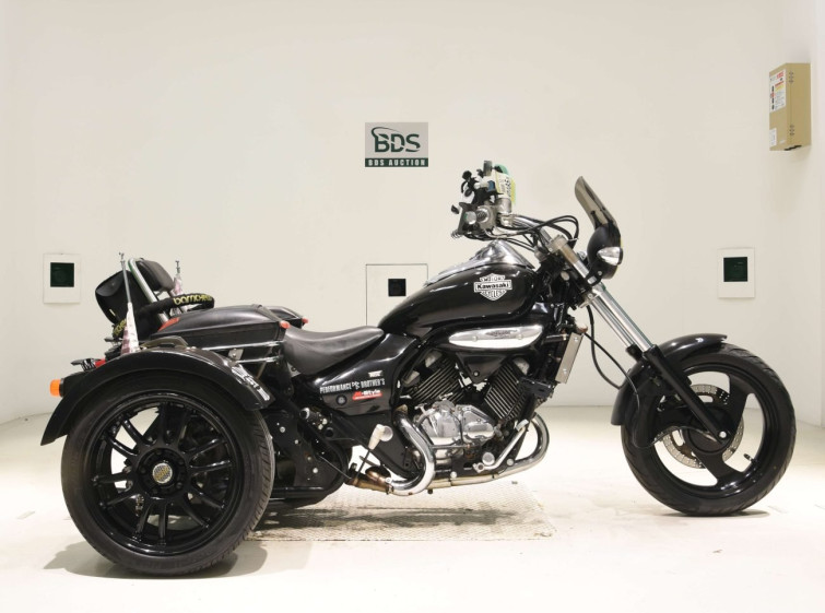Мотоцикл Kawasaki ELIMINATOR250V TRIKE с пробегом 9746 km