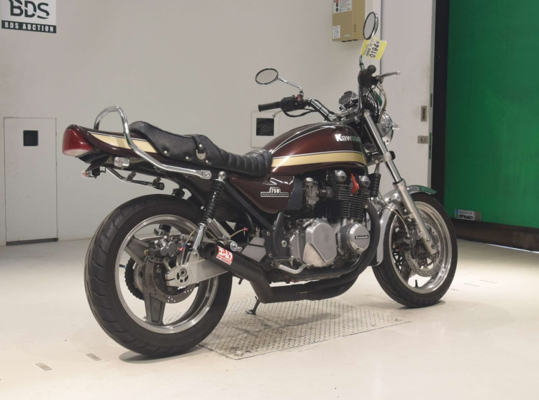 Мотоцикл Kawasaki ZEPHYR750 з пробігом 3328 km