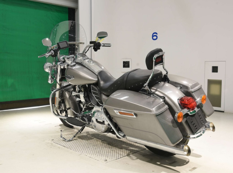 Мотоцикл HD ROAD KING FLHR1690 с пробегом 1608 km