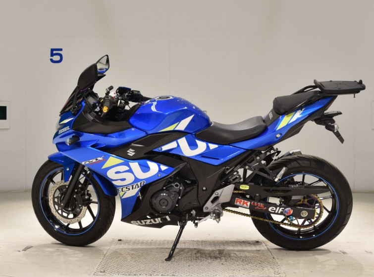 Мотоцикл Suzuki GSX250RA з пробігом 23195 km