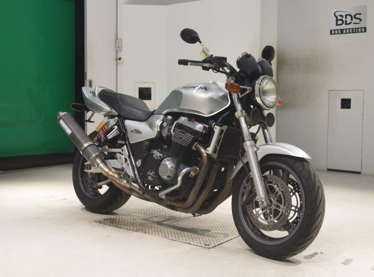 Мотоцикл Honda CB1300SF з пробігом 106611 km