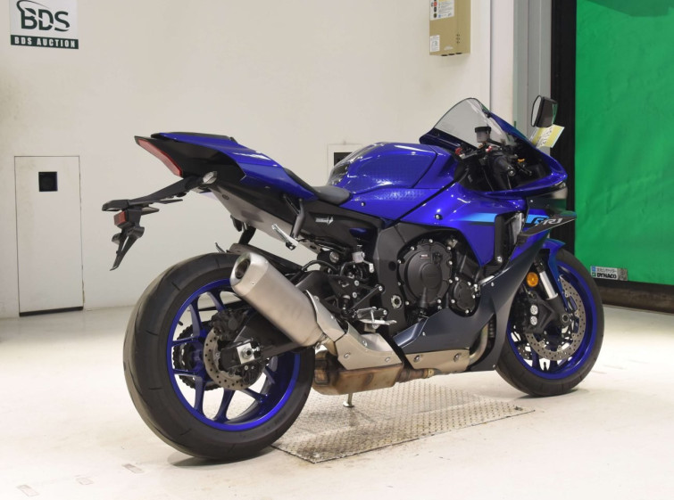 Мотоцикл Yamaha YZF-R1 с пробегом 9889 km