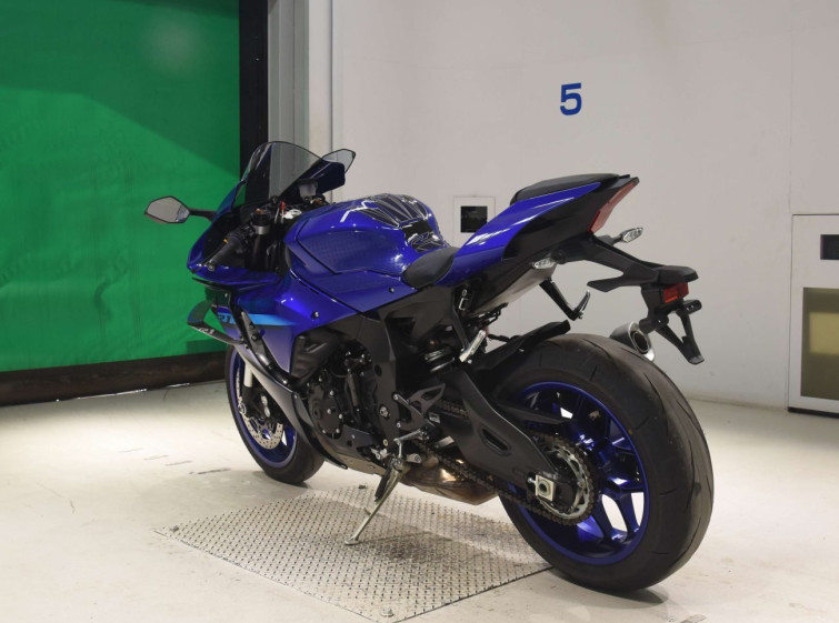 Мотоцикл Yamaha YZF-R1 с пробегом 9889 km