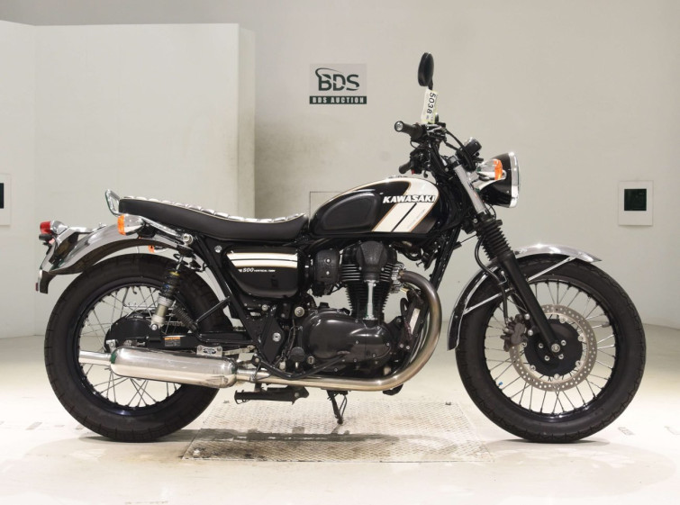 Мотоцикл Kawasaki W800 с пробегом 54298 km