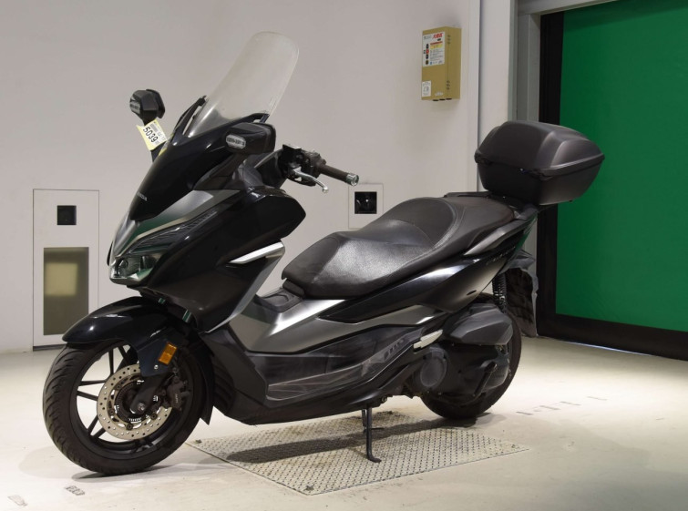 Мотоцикл Honda FORZA с пробегом 28212 km