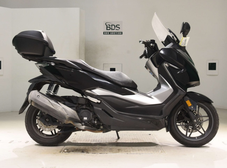 Мотоцикл Honda FORZA с пробегом 28212 km