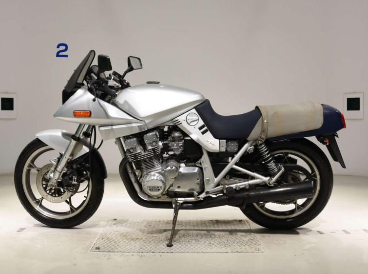 Мотоцикл Suzuki GSX750S KATANA с пробегом 10171 km