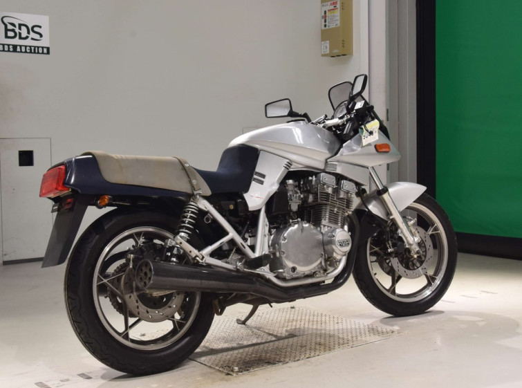 Мотоцикл Suzuki GSX750S KATANA с пробегом 10171 km