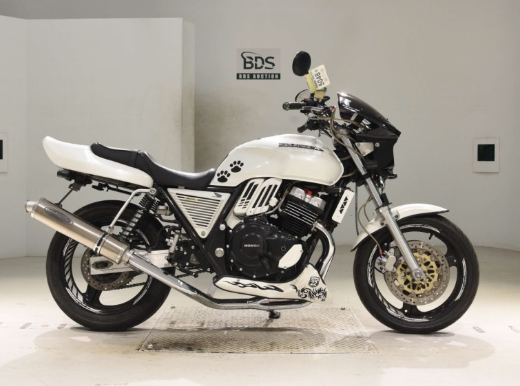 Мотоцикл Honda CB400SF з пробігом 4187 km