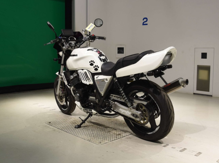 Мотоцикл Honda CB400SF з пробігом 4187 km