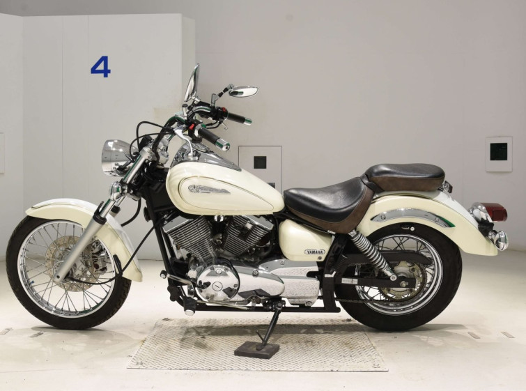 Мотоцикл Yamaha DRAGSTAR XVS250 с пробегом 5108 km