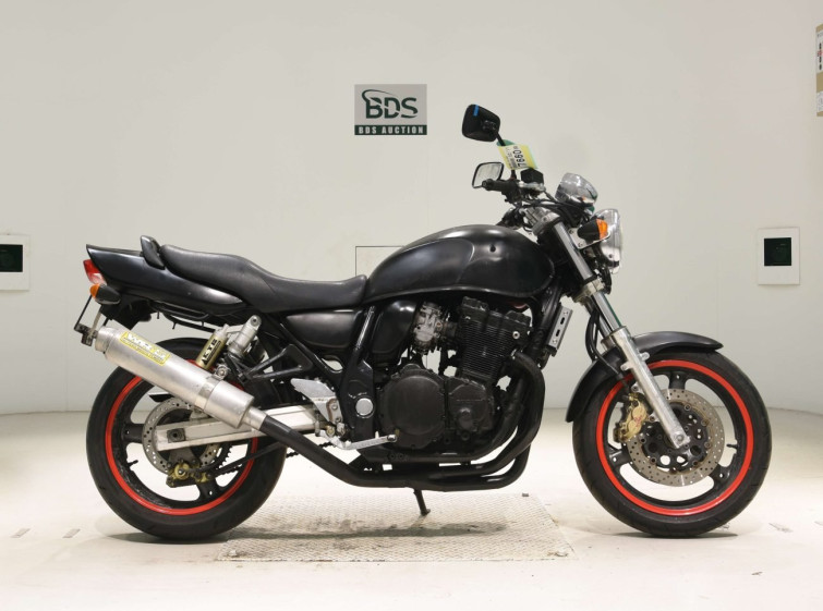 Мотоцикл Suzuki GSX400 INAZUMA с пробегом 25164 km