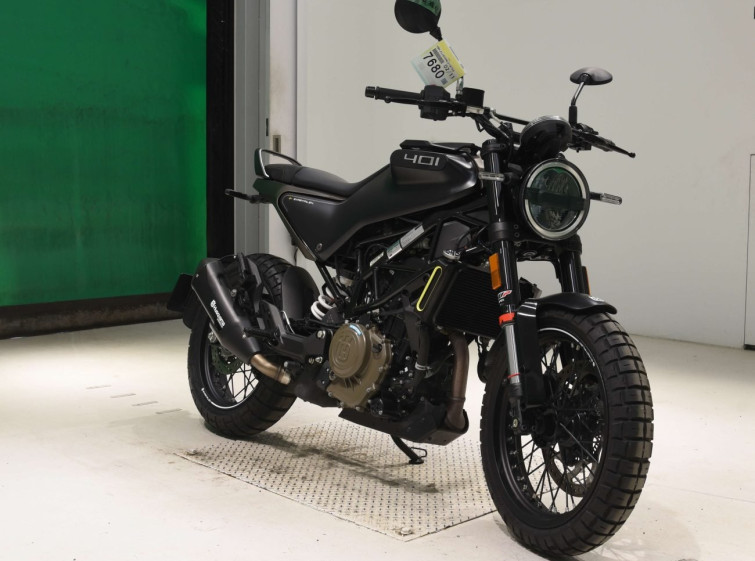 Мотоцикл Husqvarna SVARTPILEN 401 с пробегом 3756 km