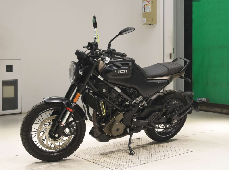 Мотоцикл Husqvarna SVARTPILEN 401 с пробегом 3756 km