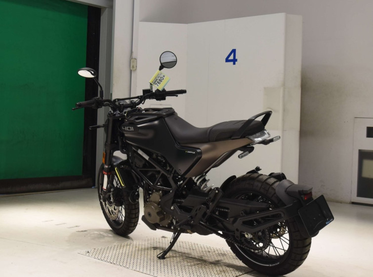 Мотоцикл Husqvarna SVARTPILEN 401 с пробегом 3756 km