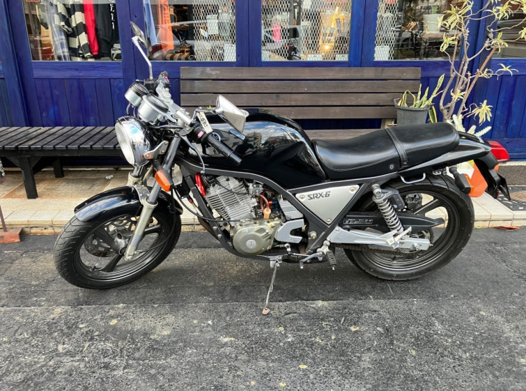 Мотоцикл Yamaha SRX600 з пробігом 5063 km