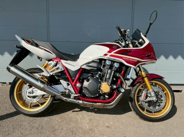 Мотоцикл Honda CB1300SF з пробігом 28 km