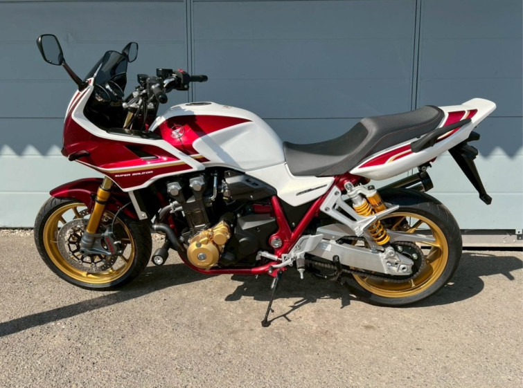 Мотоцикл Honda CB1300SF з пробігом 28 km