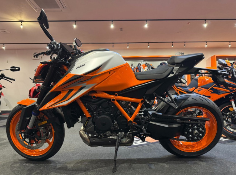 Мотоцикл KTM 1290 SUPERDUKE R