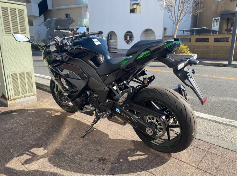 Мотоцикл Kawasaki ninja 1000 sx с пробегом 4391 km