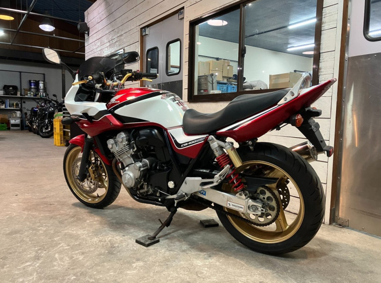 Мотоцикл Honda CB400 Sﾎﾞﾙﾄﾞｰﾙ з пробігом 48970 km