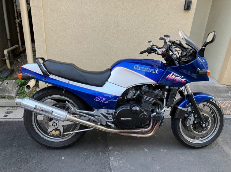 Мотоцикл Kawasaki GPZ900R з пробігом 64843 km