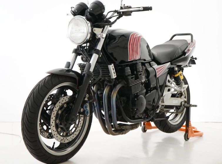 Мотоцикл Yamaha XJR400 з пробігом 5479 km