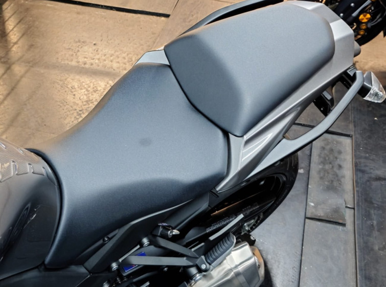 Мотоцикл Kawasaki Z1000 з пробігом 1611 km