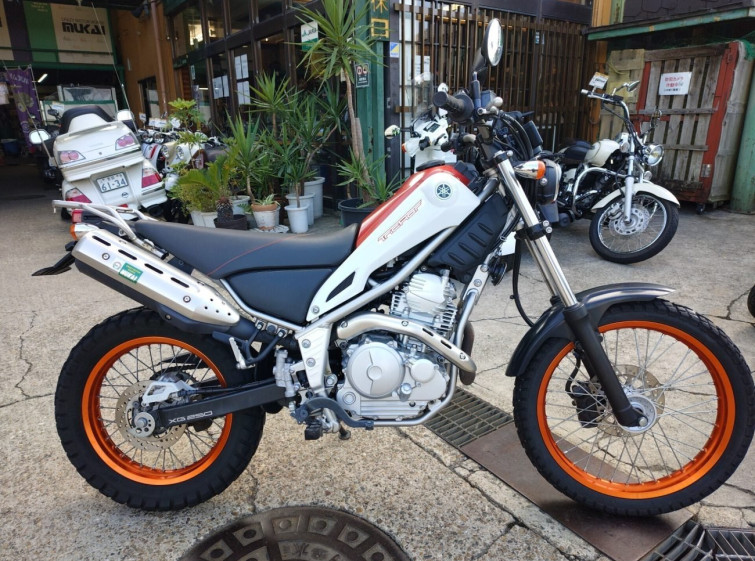 Мотоцикл Yamaha TRICKER с пробегом 3622 km