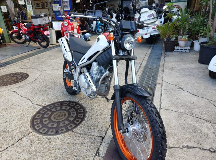 Мотоцикл Yamaha TRICKER с пробегом 3622 km