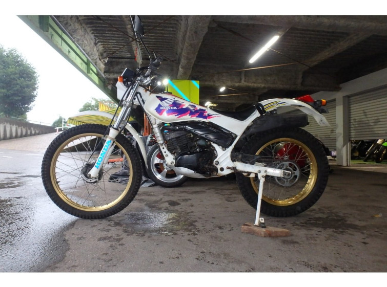 Мотоцикл Honda TLM200R с пробегом 10414 km