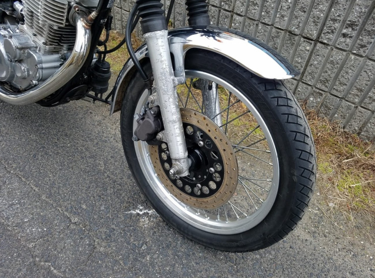 Мотоцикл Yamaha SR400 с пробегом 11517 km