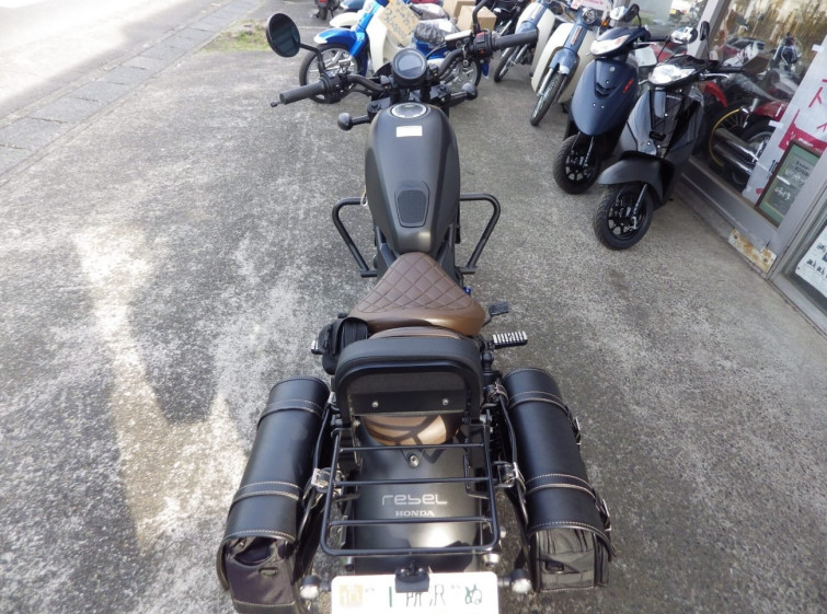 Мотоцикл Honda REBEL S CMX250 с пробегом 2984 km