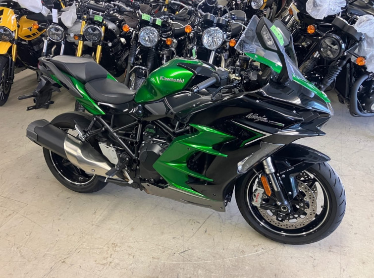 Мотоцикл Kawasaki NINJA H2 SX с пробегом 6269 km