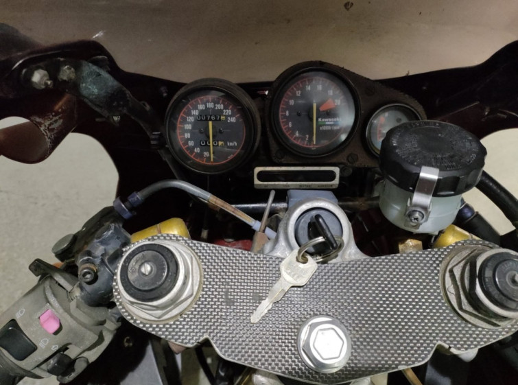 Мотоцикл Kawasaki ZXR250 з пробігом 7675 km