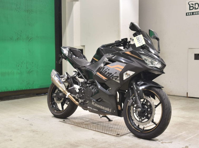 Мотоцикл Kawasaki NINJA400 з пробігом 26552 km