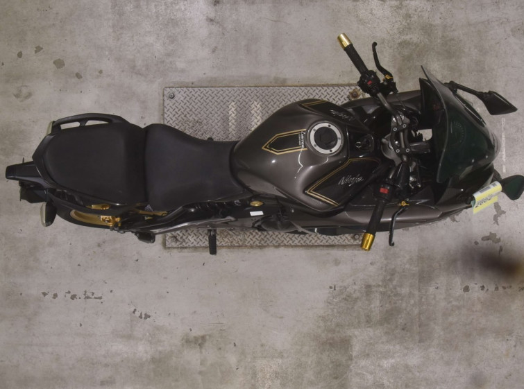 Мотоцикл Kawasaki NINJA400 с пробегом 24731 km