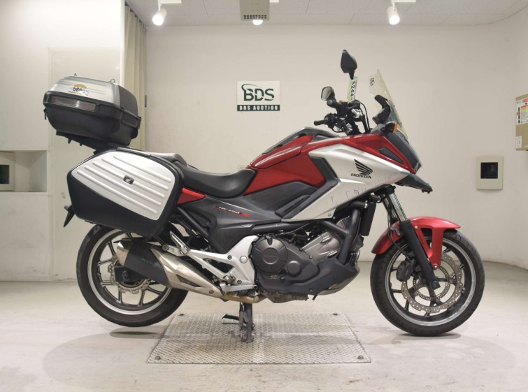 Мотоцикл Honda NC750XA з пробігом 73012 km
