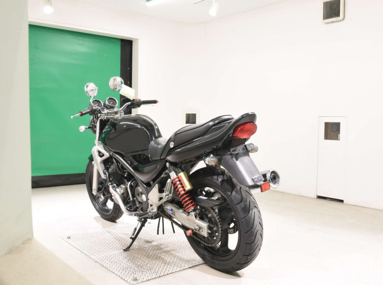 Мотоцикл Kawasaki BALIUS ZR250 з пробігом 17543 km