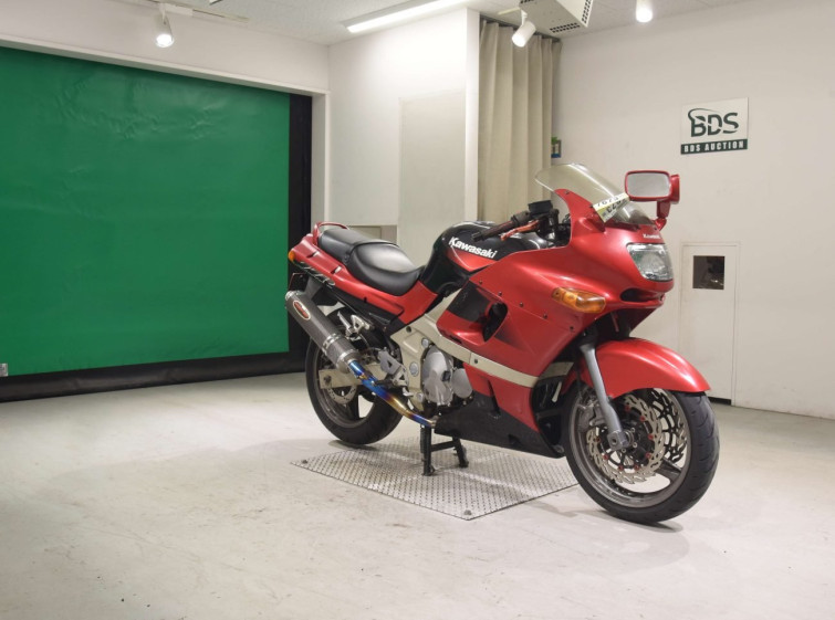 Мотоцикл Kawasaki ZZ-R400 з пробігом 41844 km